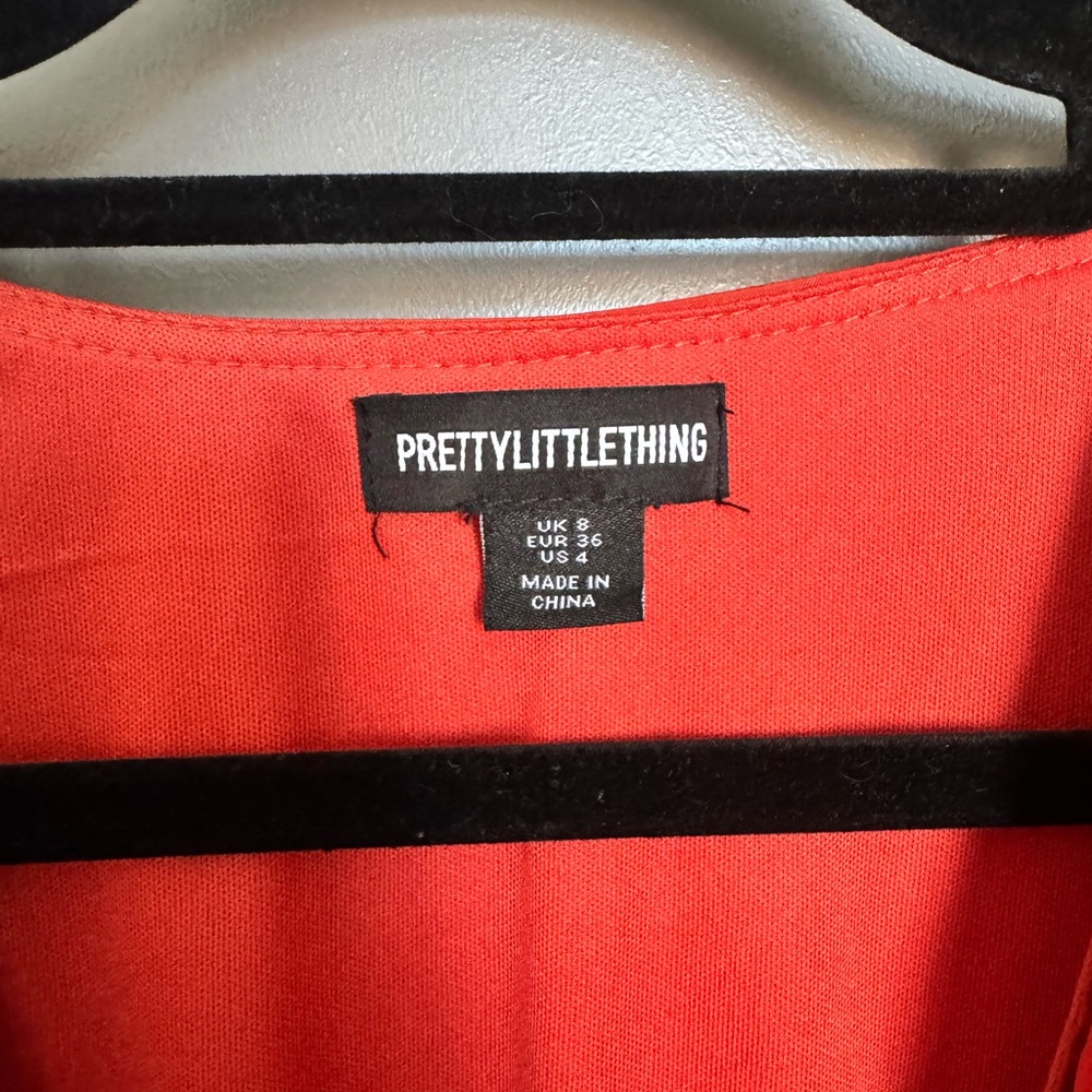 PrettyLittleThing Rust Long Sleeve Dress - Picture 5 of 6